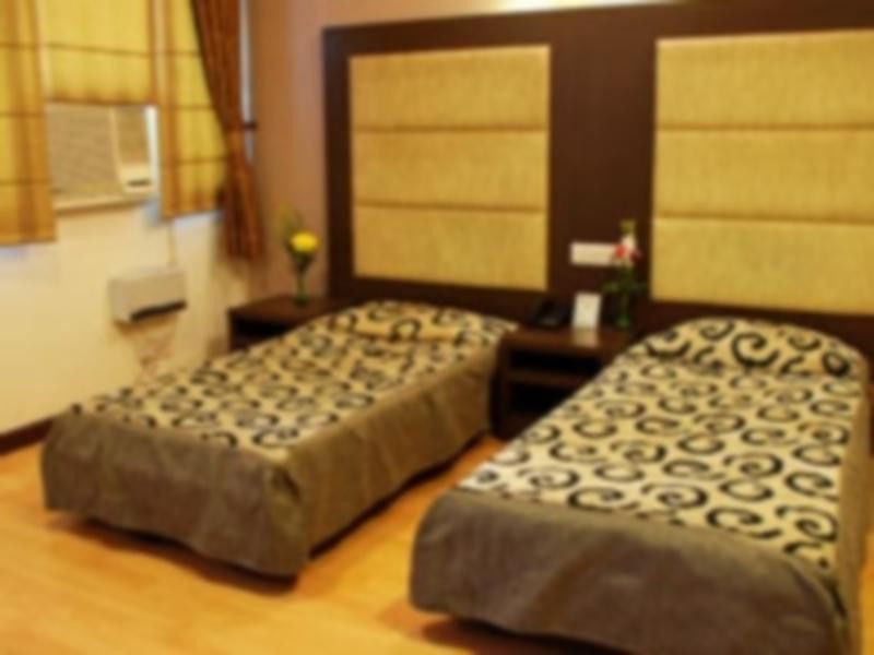 Hotel Amar Inn- Lajpat Nagar Central Market Ню Делхи Екстериор снимка
