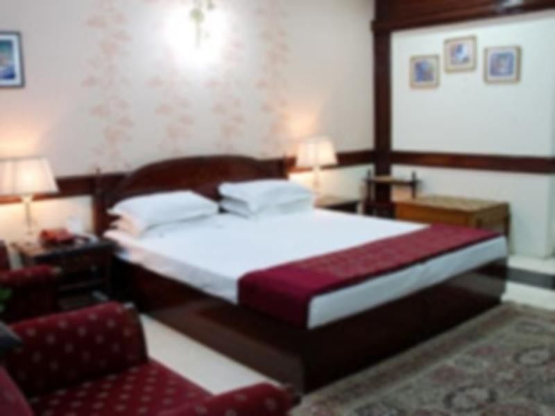 Hotel Amar Inn- Lajpat Nagar Central Market Ню Делхи Екстериор снимка